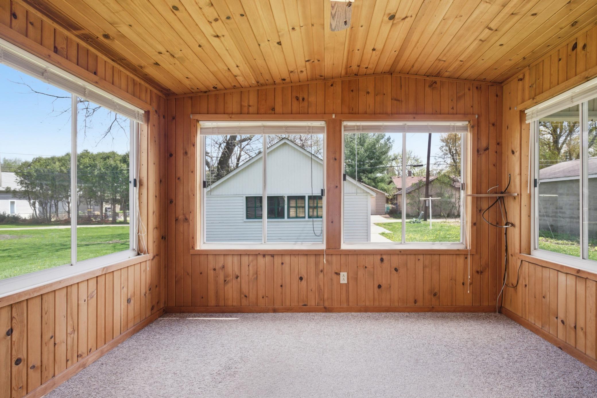 827 7th Avenue Southwest Faribault, MN 55021 - Photo 15 of 29