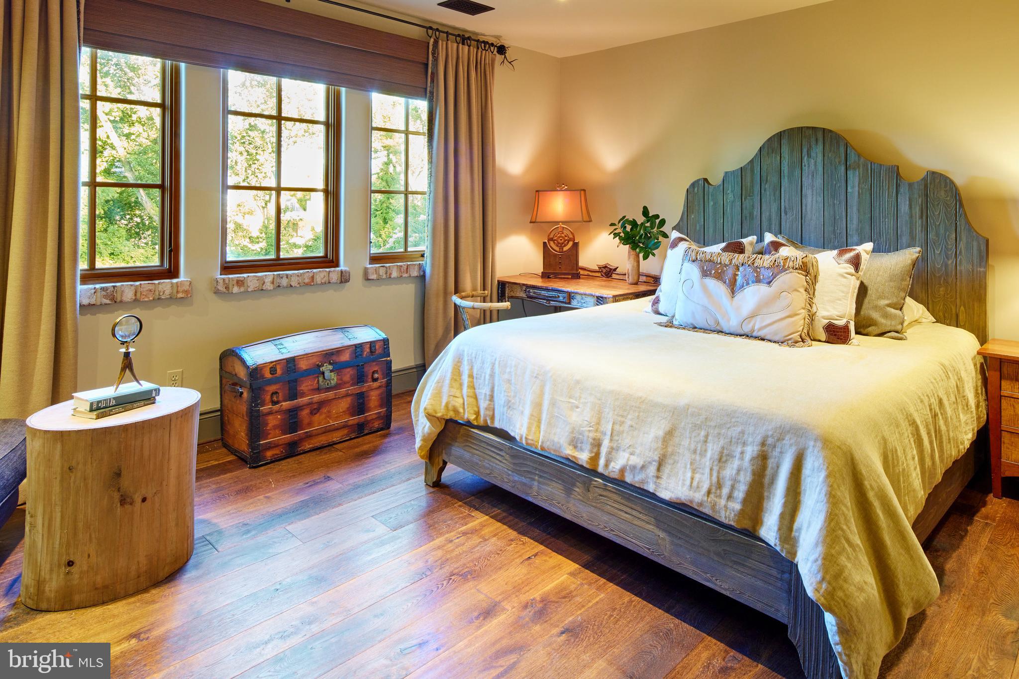 1113 Langley Lane McLean, VA 22101 - Photo 34 of 50 Ensuite bedroom 3