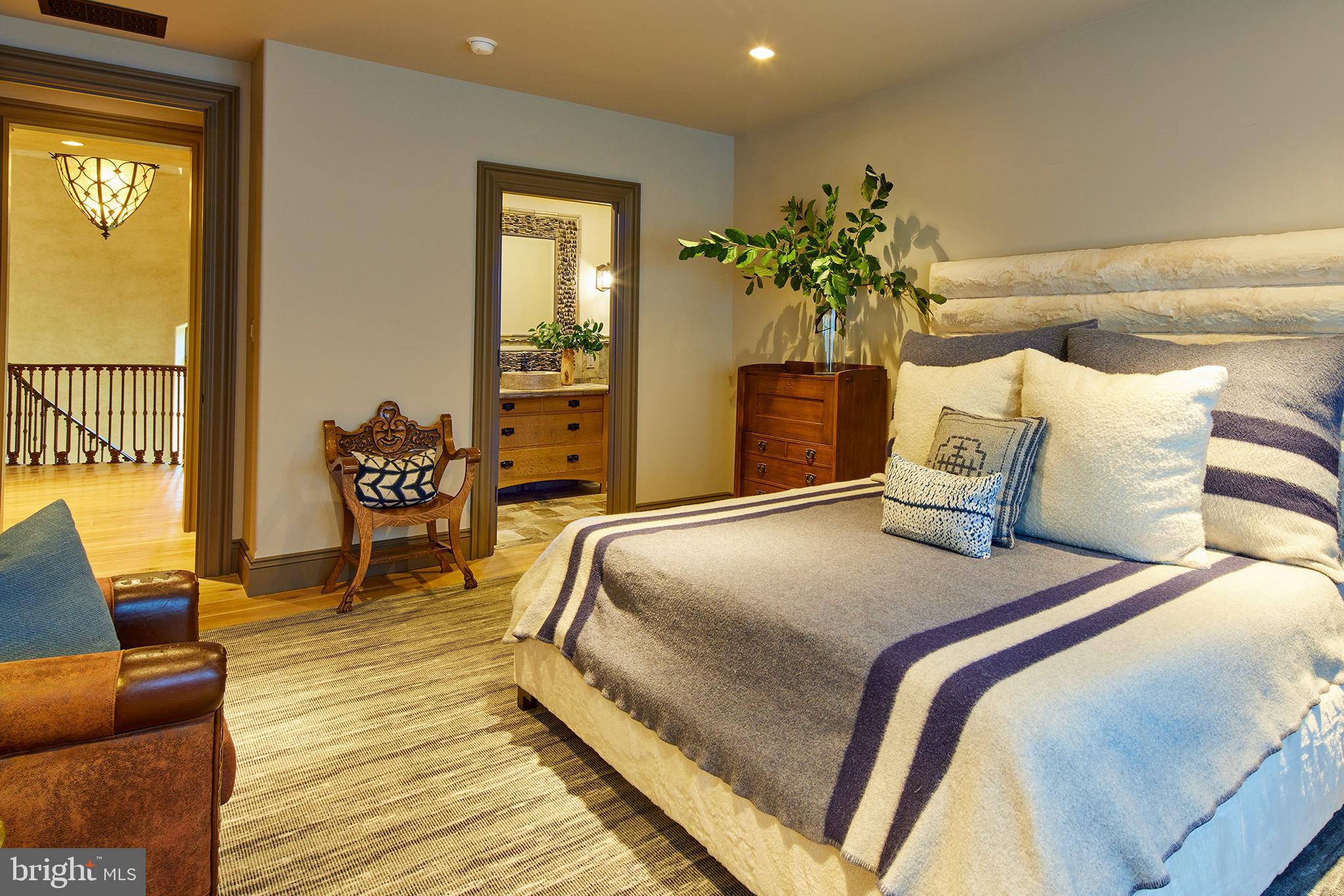 1113 Langley Lane McLean, VA 22101 - Photo 36 of 50 Bedroom 2 with shared full bathroom with bedroom 1