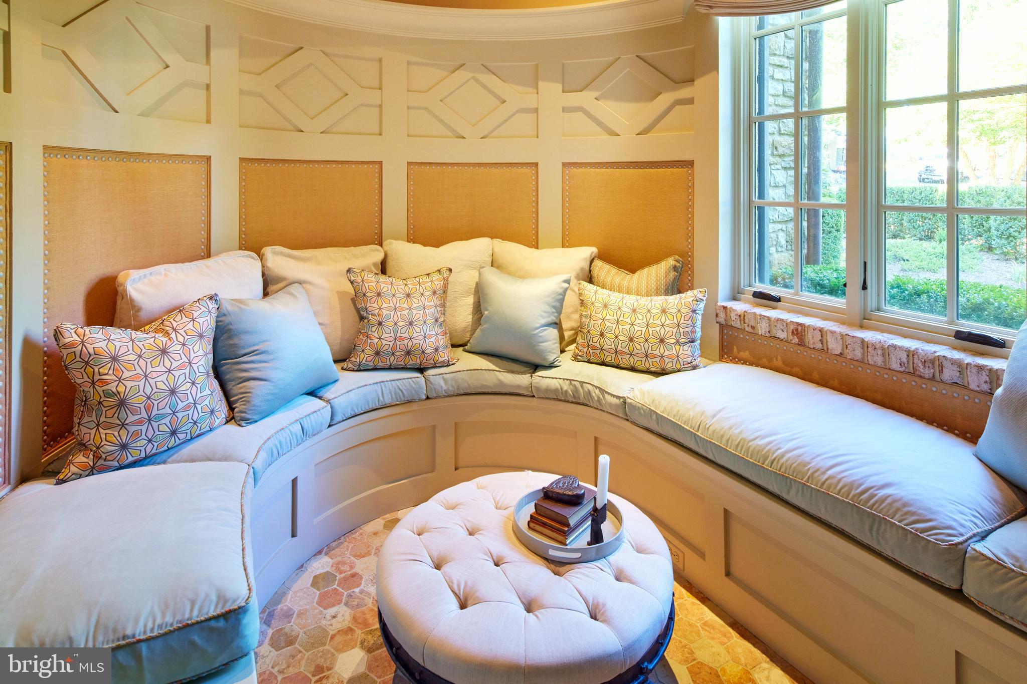 1113 Langley Lane McLean, VA 22101 - Photo 9 of 50 Intimate main level sitting room