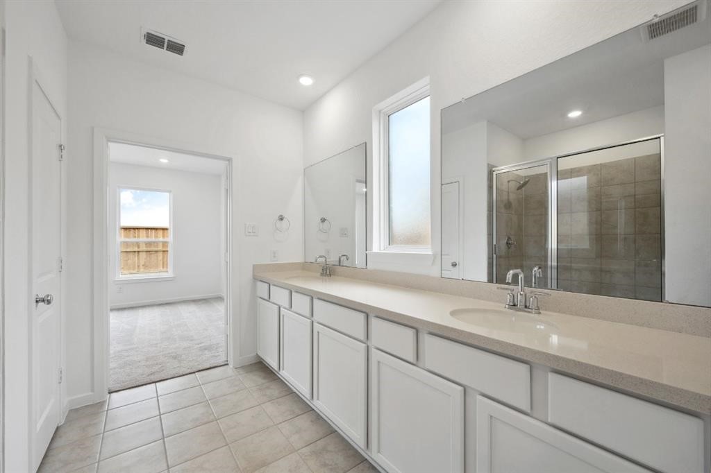 21918 Wycombe Terrace Way Cypress, TX 77433 - Photo 15 of 43