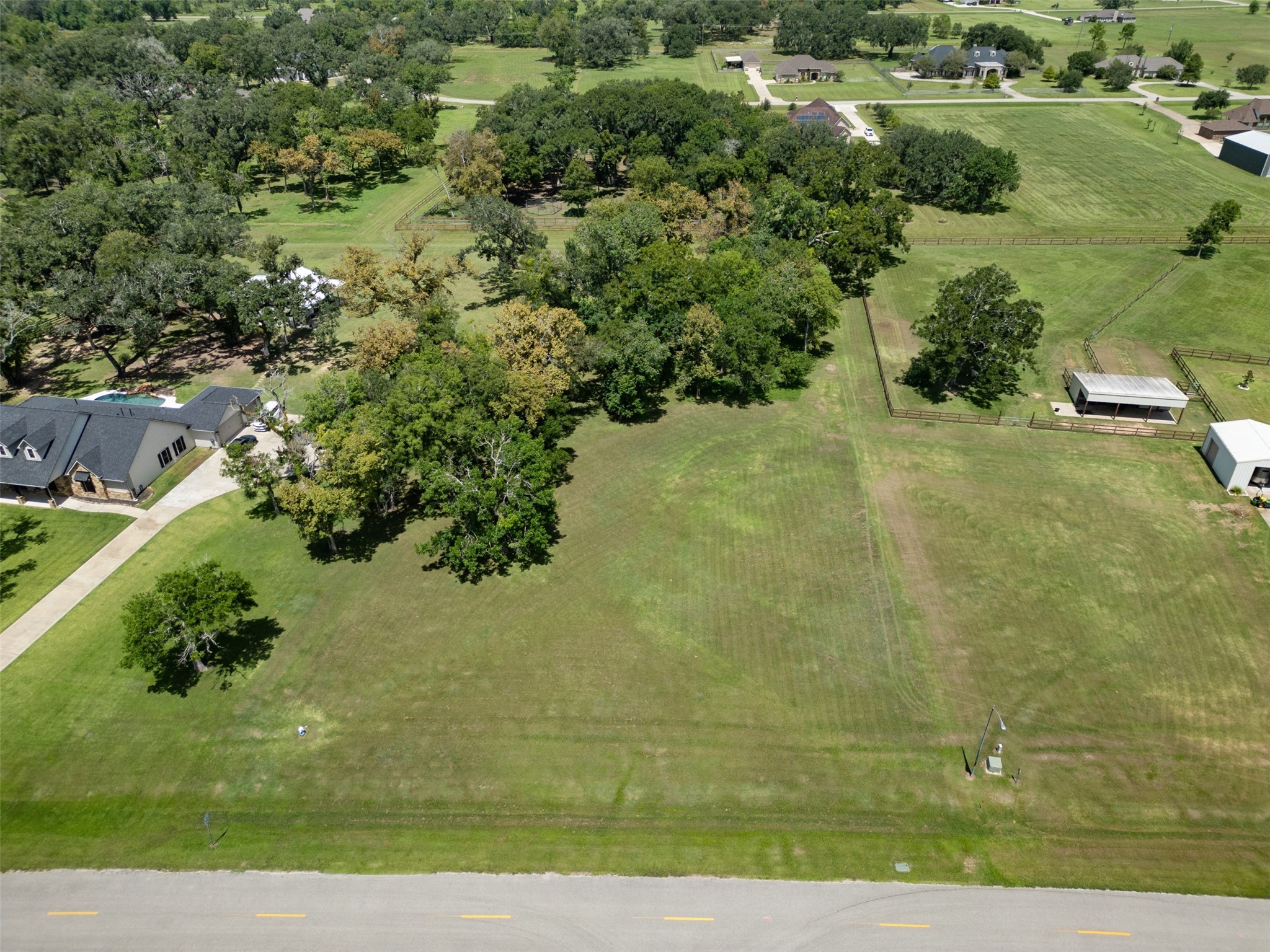 802 China Grove Drive Rosharon, TX 77583 - Photo 12 of 17