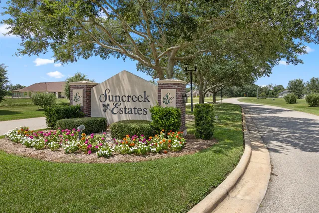 $145,000 | 802 China Grove Drive, Rosharon, TX 77583