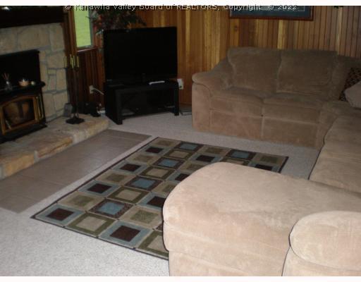 0 Rt 1 Ravenswood, WV 26164 - Photo 5 of 6 Living Room.