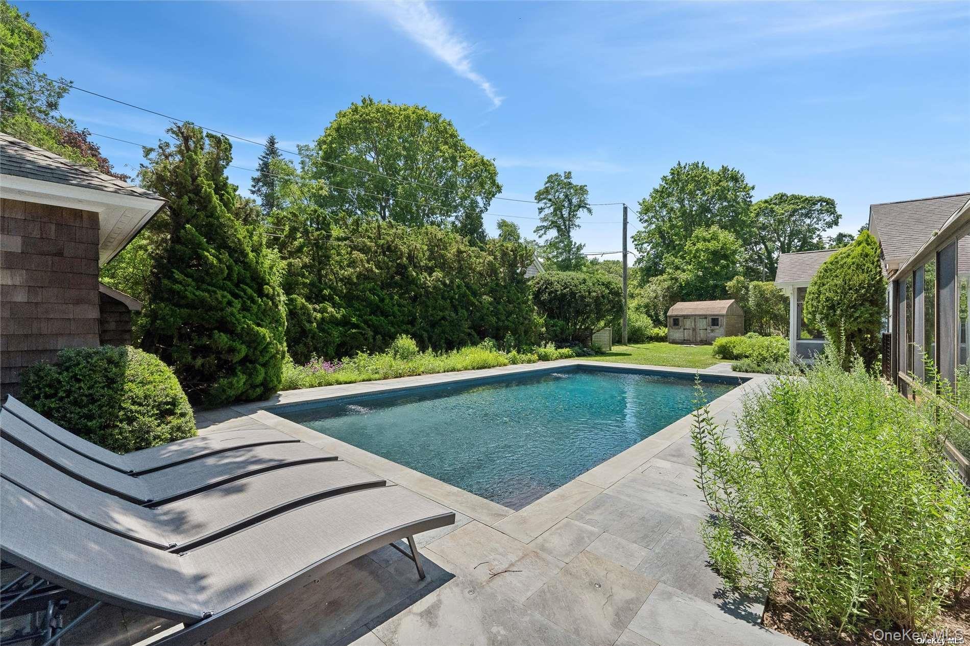 695 Main Street Westhampton Beach, NY 11978 - Photo 21 of 26