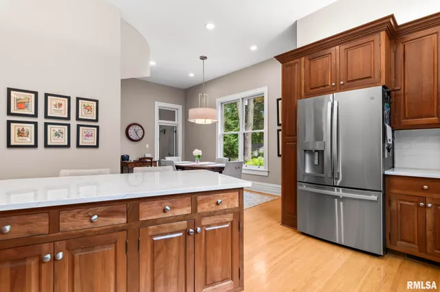 $724,900 | 1125 Williams Boulevard, Springfield, IL 62704