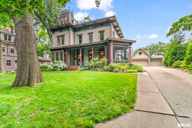 $724,900 | 1125 Williams Boulevard, Springfield, IL 62704