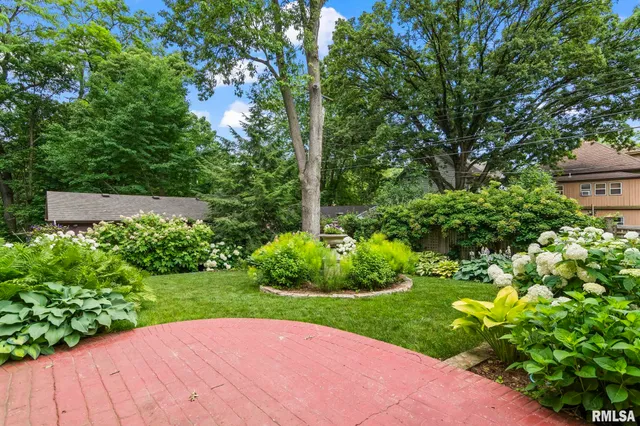 $724,900 | 1125 Williams Boulevard, Springfield, IL 62704