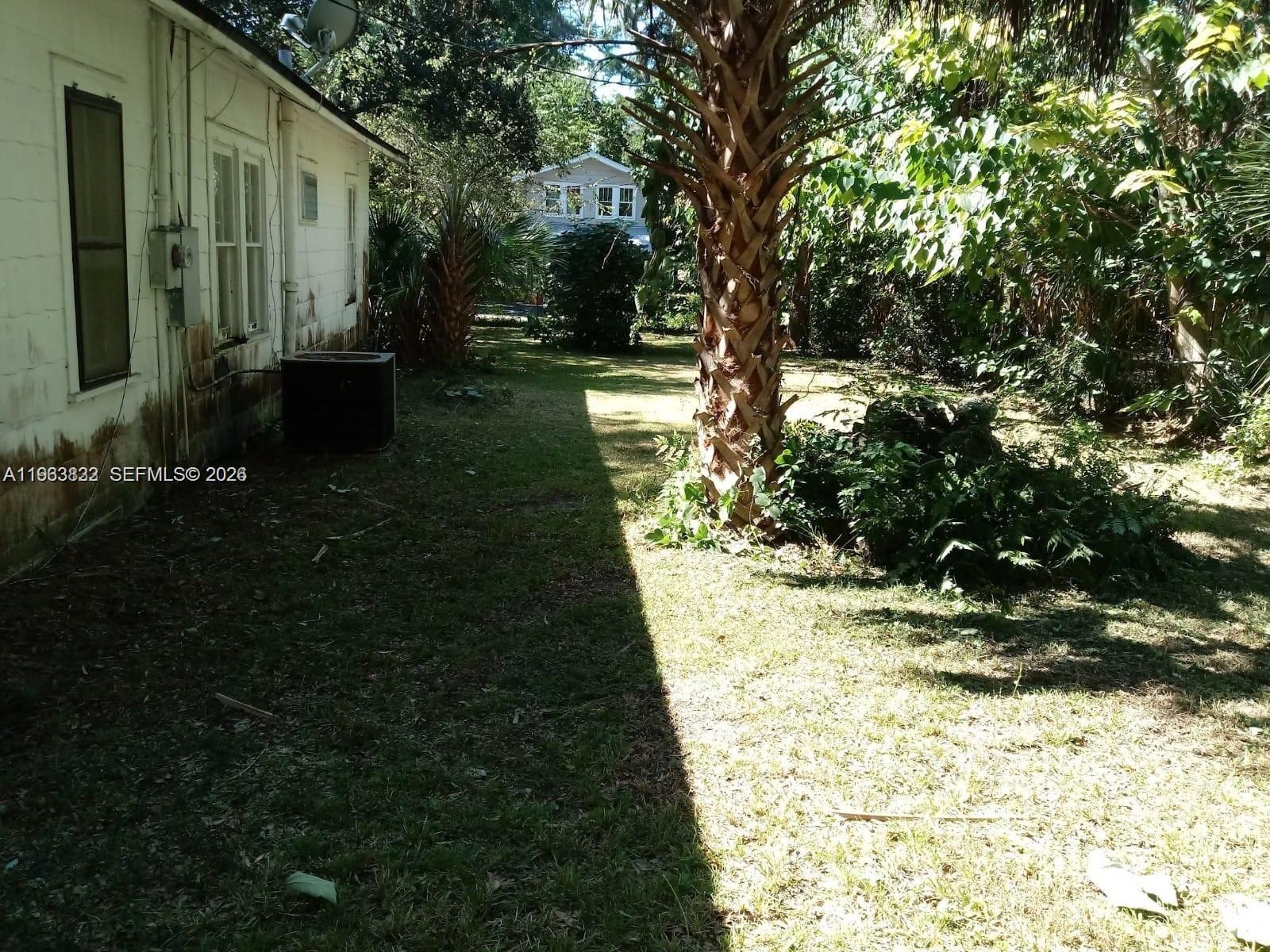 331 Northeast 9th Avenue Ocala, FL 34470 - Photo 4 of 9