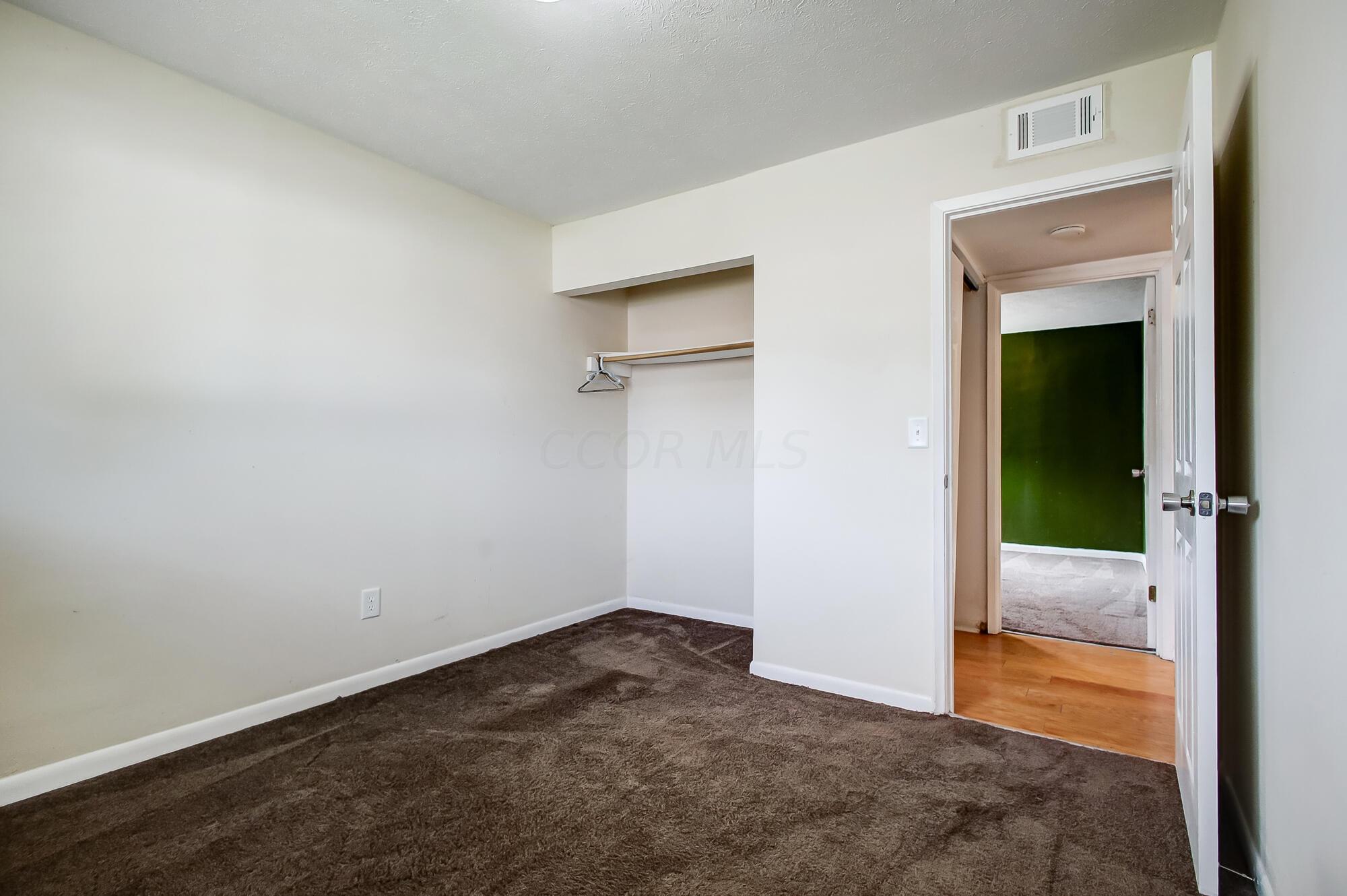 965 Hilock Road Columbus, OH 43207 - Photo 24 of 31 022