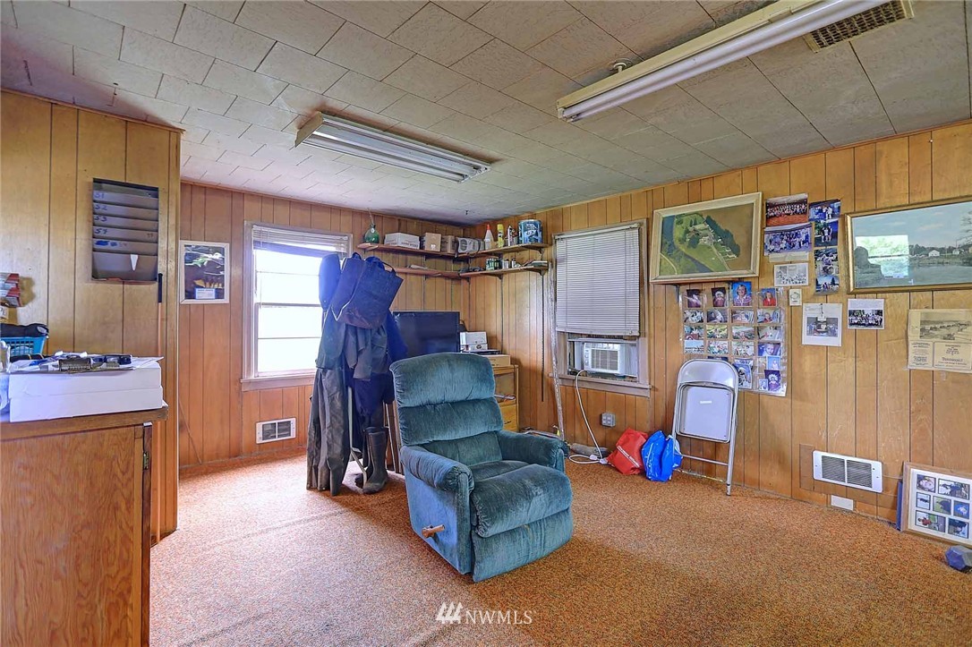 24711 Florence Road Stanwood, WA 98292 - Photo 17 of 23 Gallery Image 17