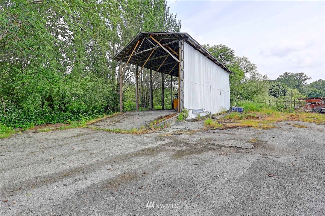 24711 Florence Road Stanwood, WA 98292 - Photo 20 of 23 Gallery Image 20