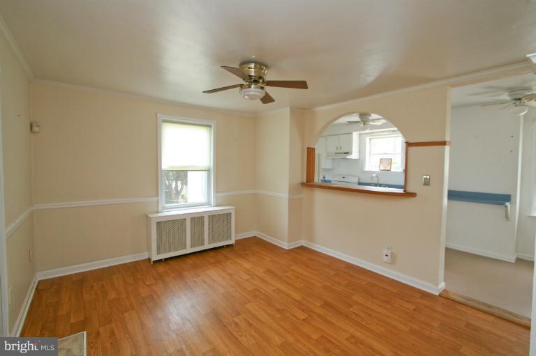 13 Township Road Baltimore, MD 21222 - Photo 2 of 13 Dining Room