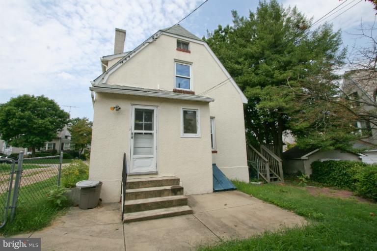 13 Township Road Baltimore, MD 21222 - Photo 6 of 13 Exterior (Rear)