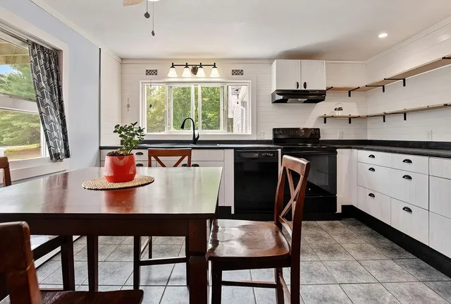 $495,000 | 23 Fletcher Road, Newport, NH 03773