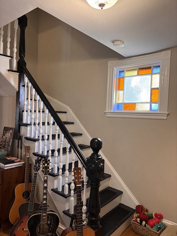 20 Robinwood Road Dedham, MA 02026 - Photo 5 of 17