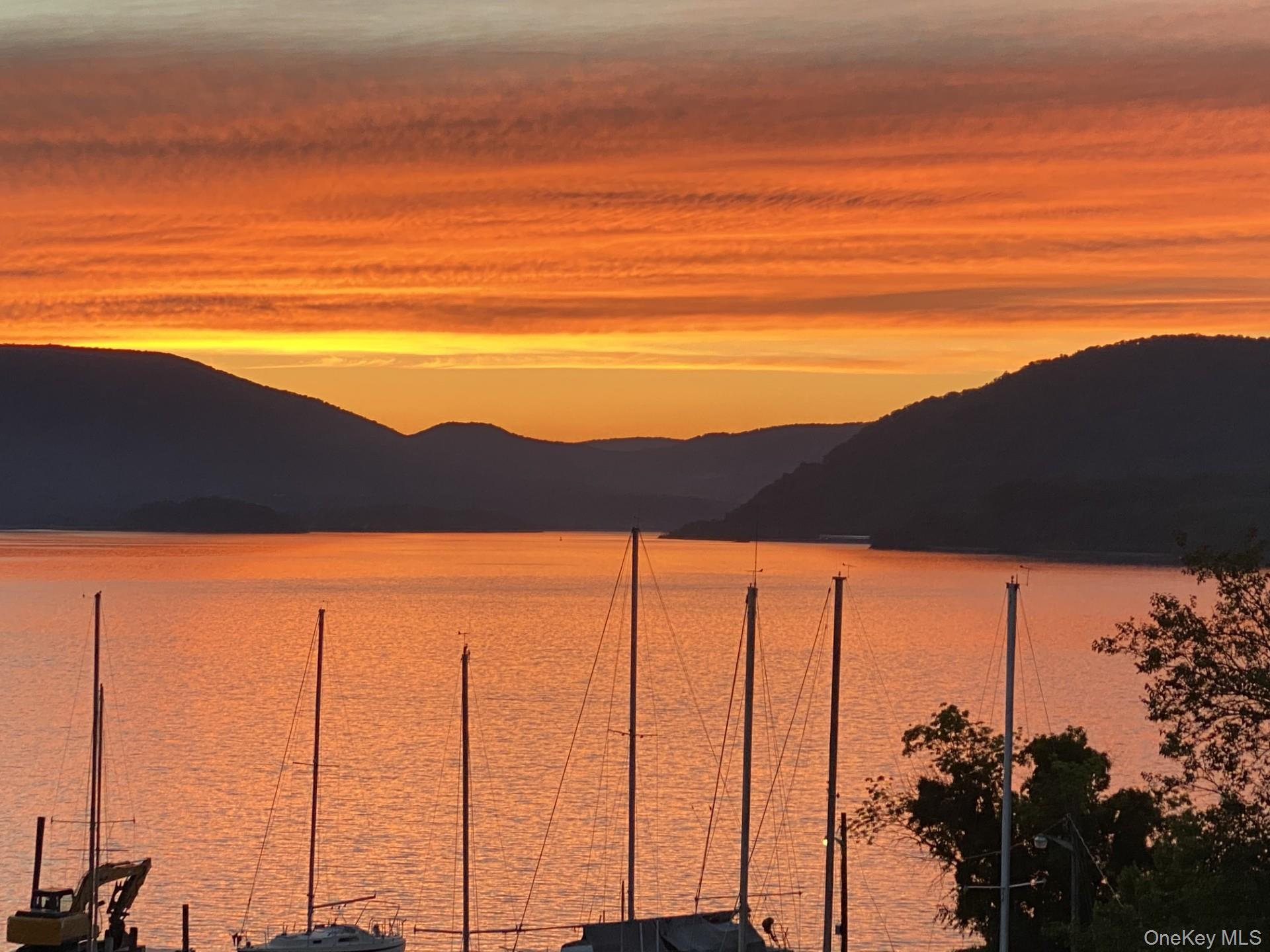 323 Waterside Close Peekskill, NY 10566 - Photo 37 of 42 Sunset view from your balcony