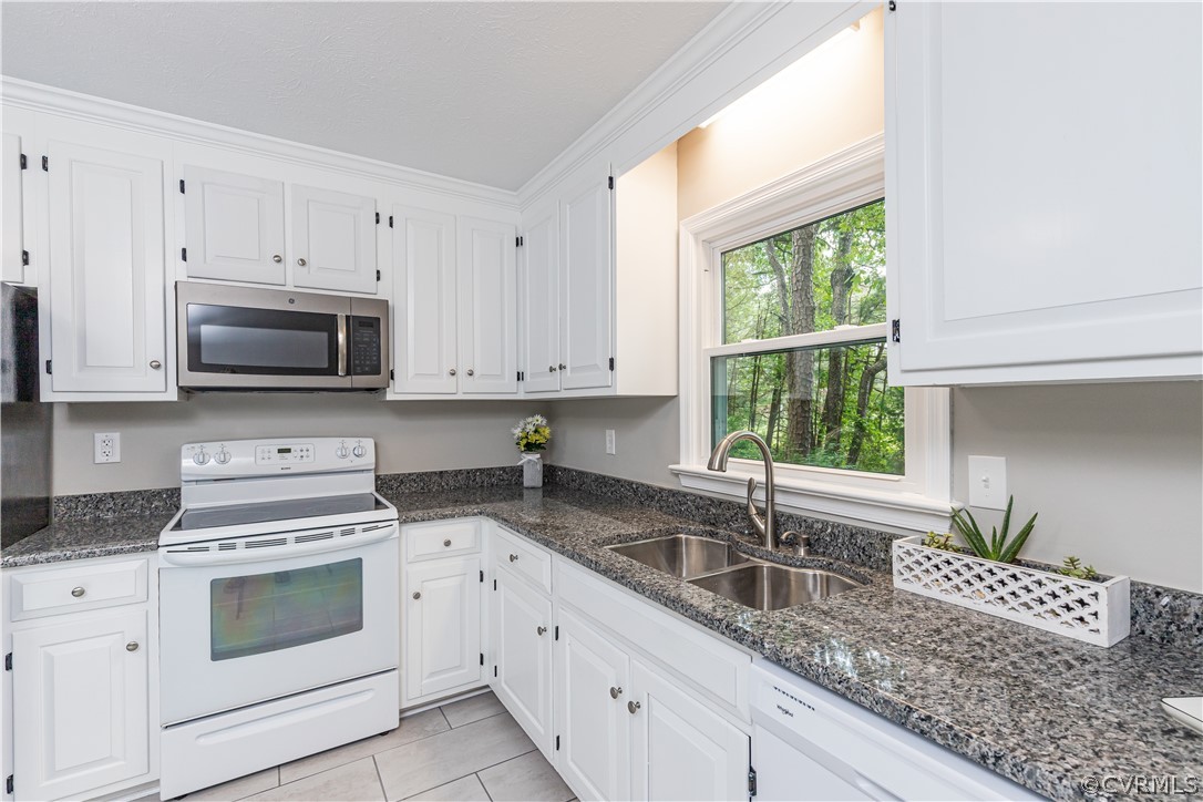7616 Elko Road Sandston, VA 23150 - Photo 5 of 17 Gallery Image 5