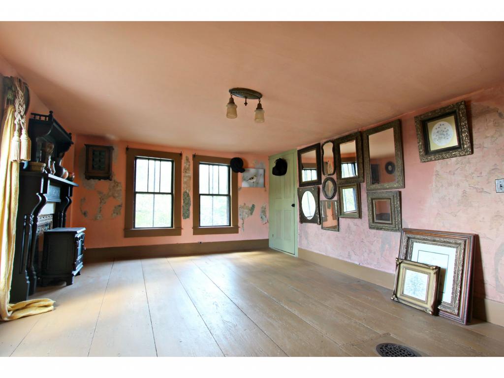 31 Somers Road Peacham, VT 05821 - Photo 6 of 36