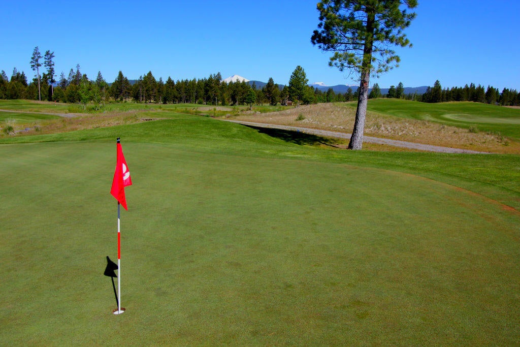 56569 Sunstone Loop Bend, OR 97707 - Photo 11 of 16 11