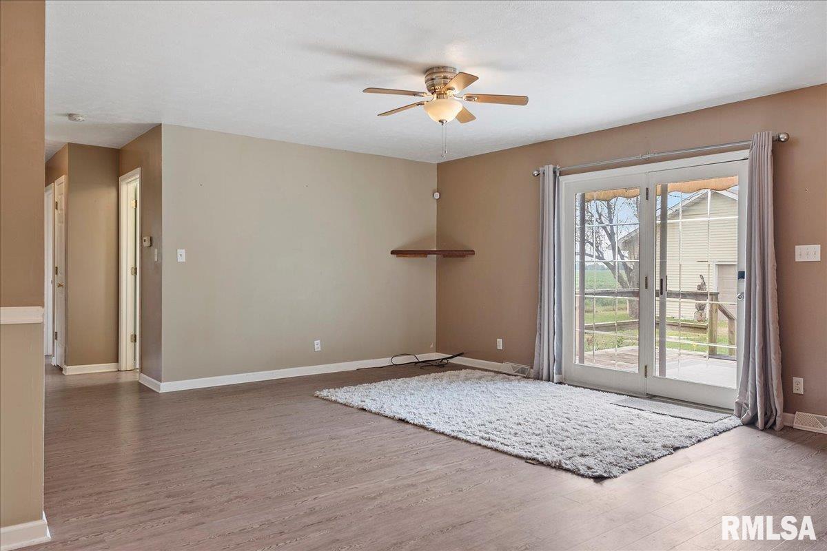 6616 Mechanicsburg Road Springfield, IL 62712 - Photo 9 of 30