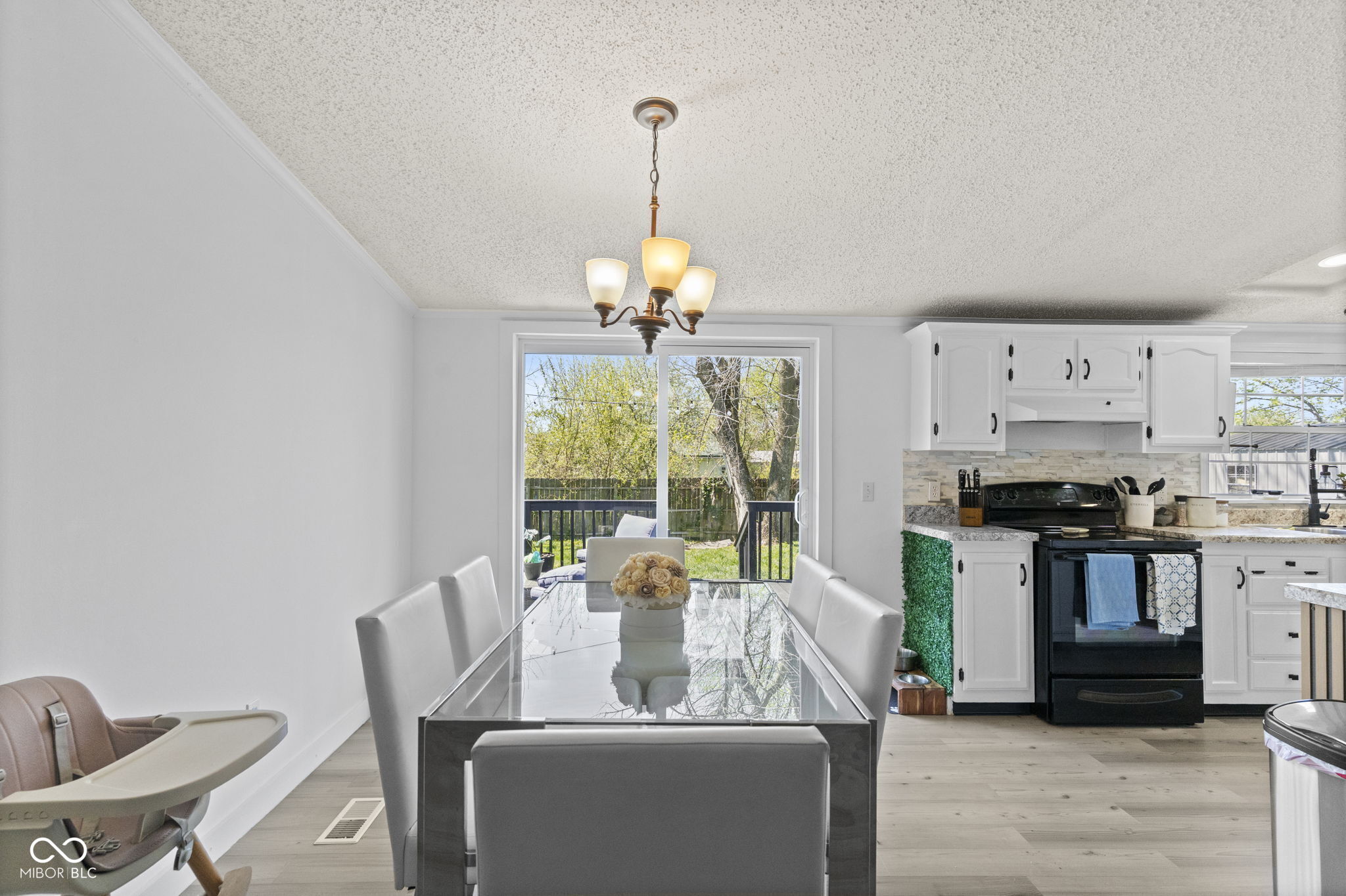 1048 North 1st Street Austin, IN 47102 - Photo 16 of 27