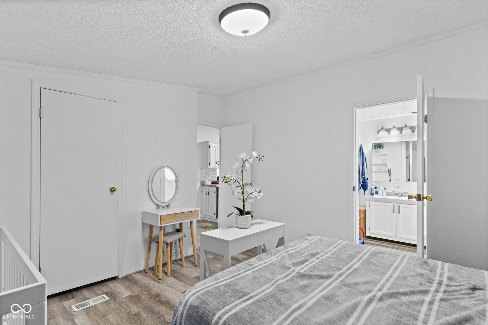 1048 North 1st Street Austin, IN 47102 - Photo 18 of 27