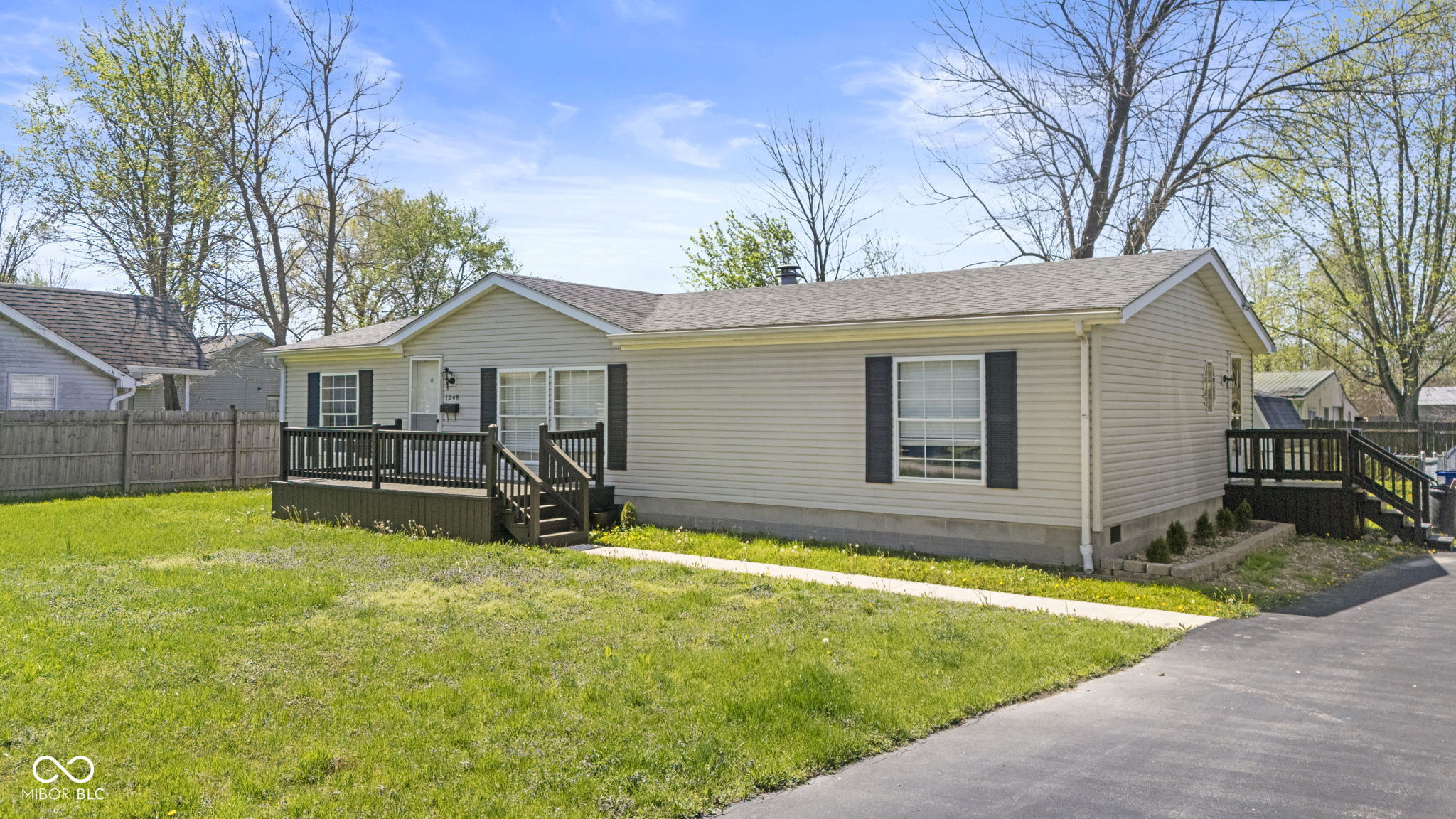 1048 North 1st Street Austin, IN 47102 - Photo 2 of 27