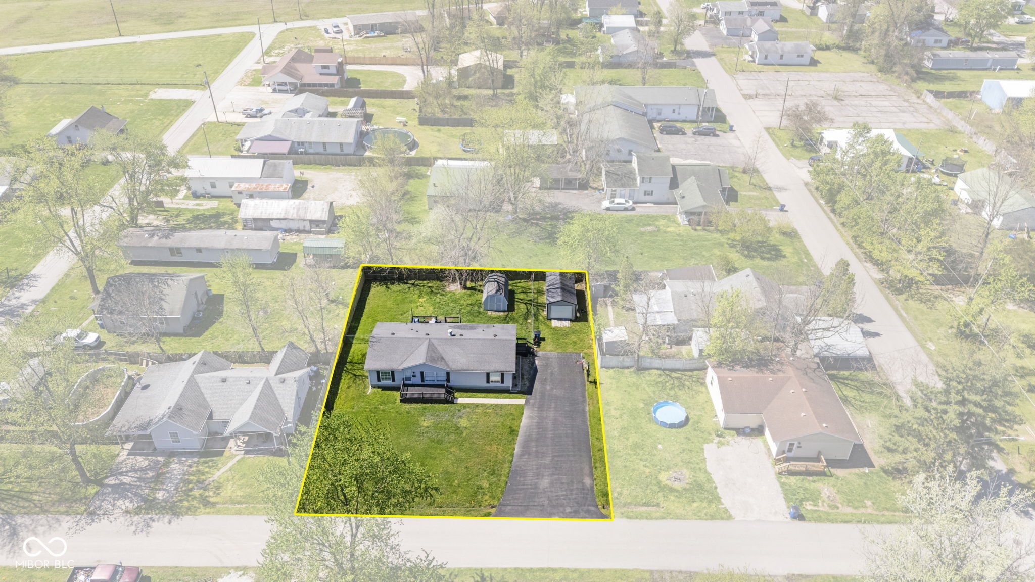 1048 North 1st Street Austin, IN 47102 - Photo 7 of 27