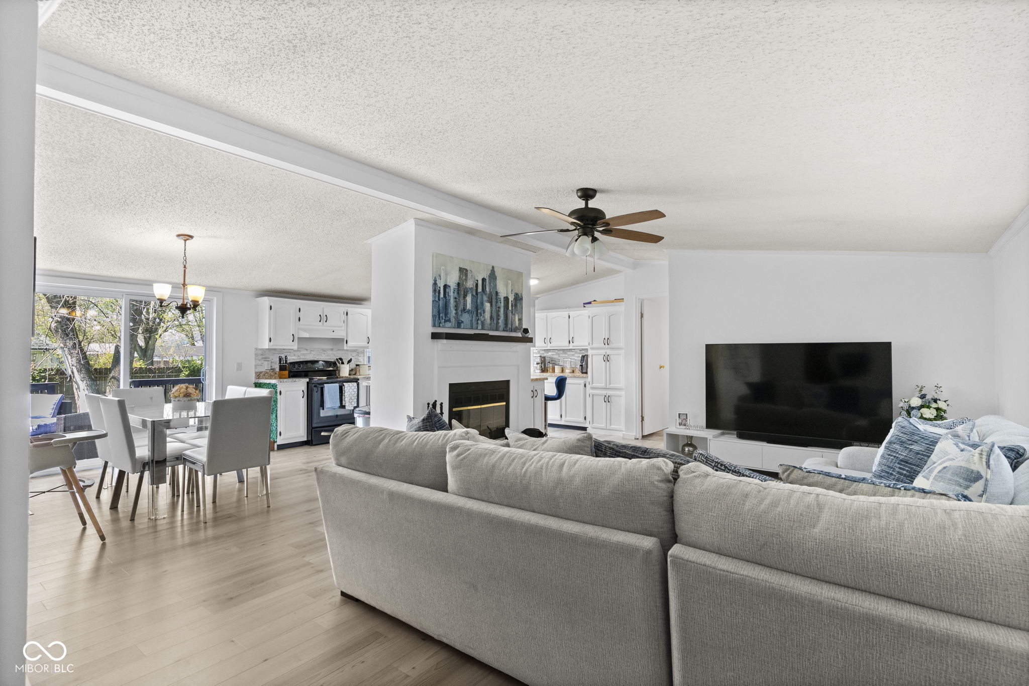 1048 North 1st Street Austin, IN 47102 - Photo 8 of 27