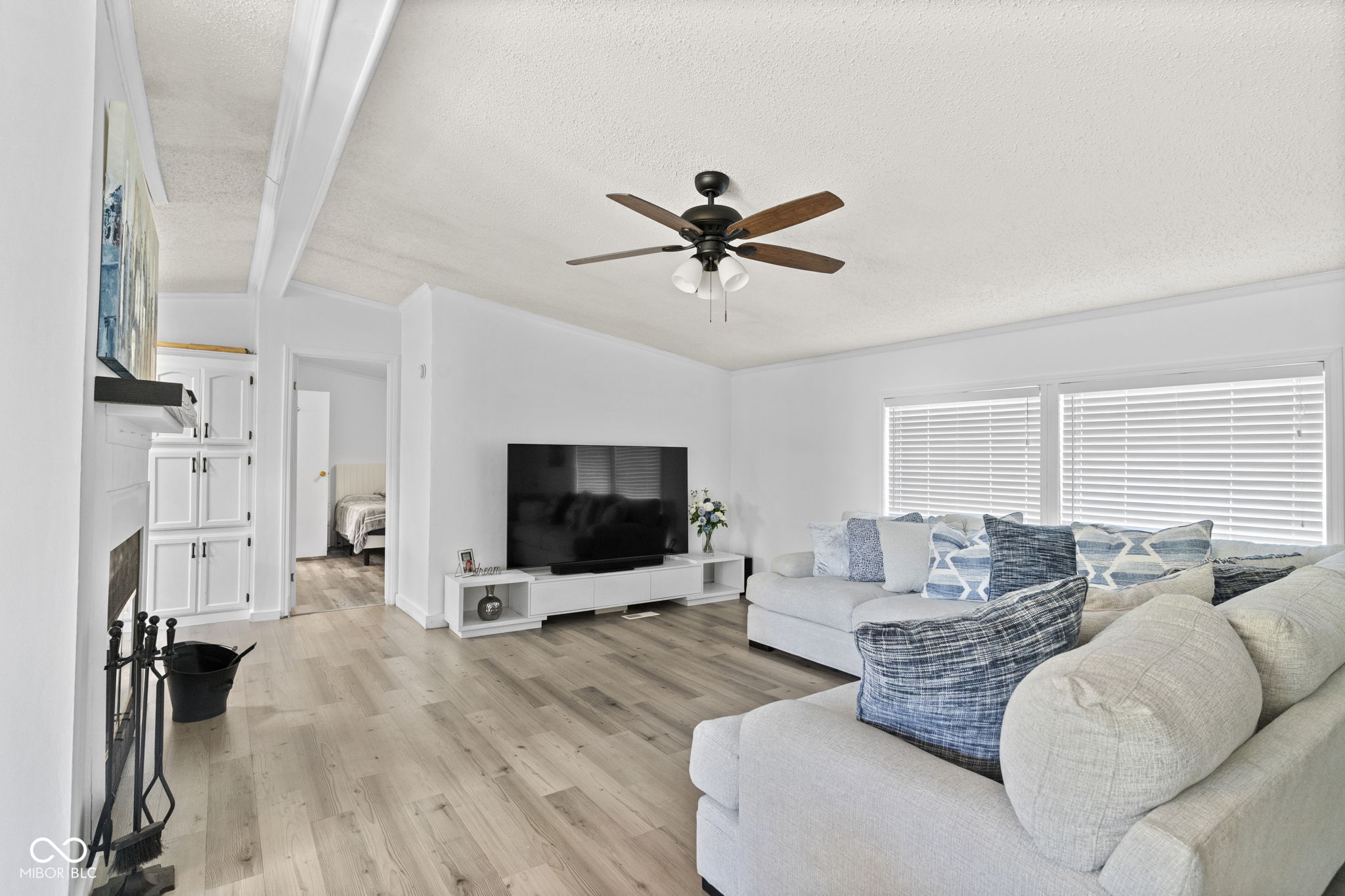 1048 North 1st Street Austin, IN 47102 - Photo 9 of 27