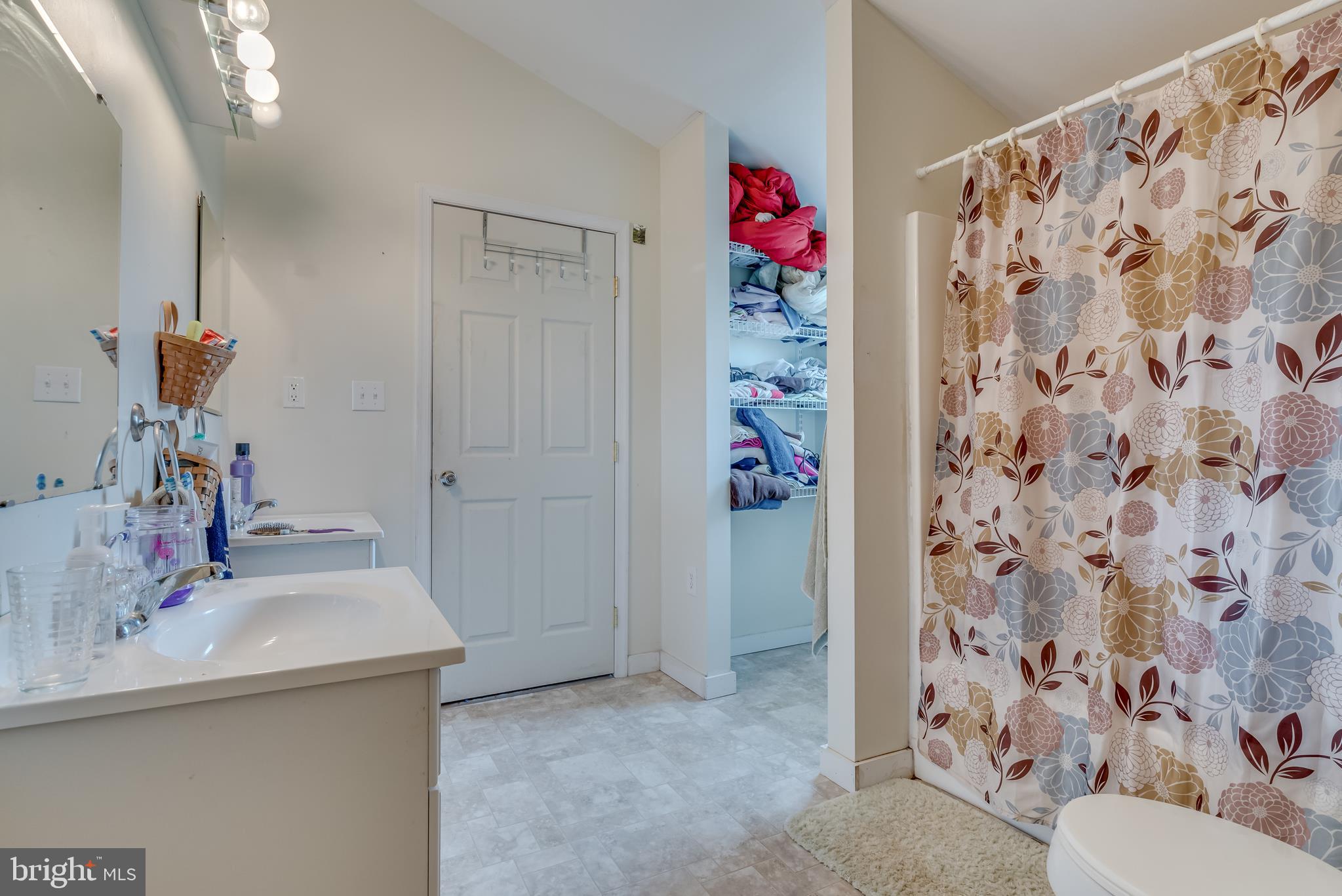 1268 Duckwall Road Berkeley Springs, WV 25411 - Photo 28 of 71 2nd floor bath w/ tub/shower combo + storage area