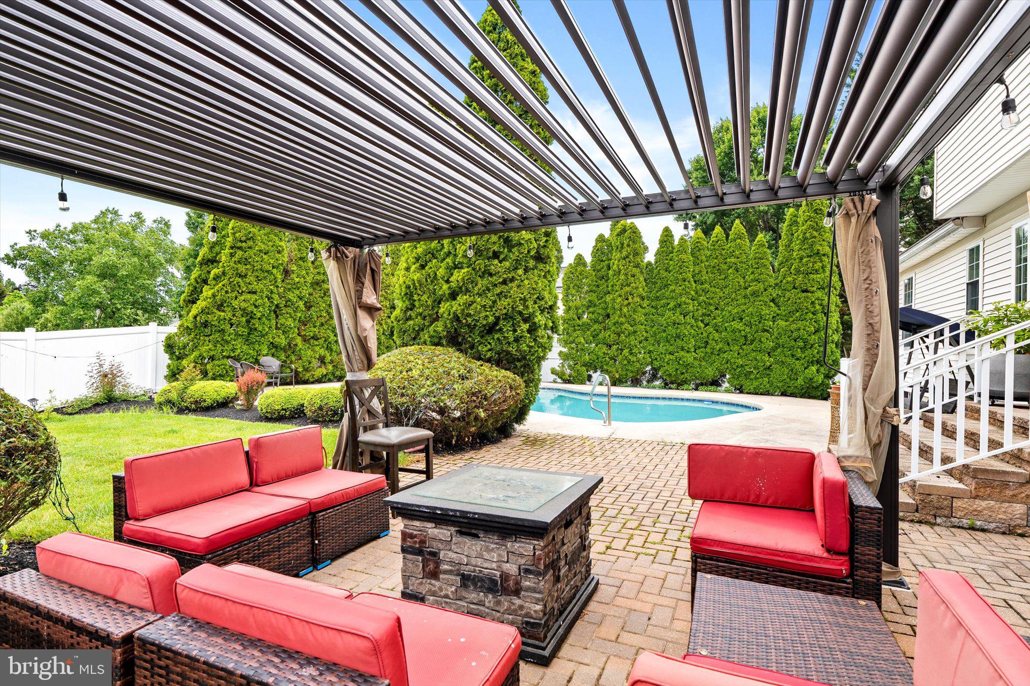 12 Wendover Road East Windsor, NJ 08520 - Photo 34 of 51 And with pool view.