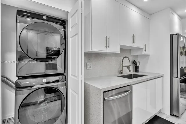 $4,000 | 560 Perviz Avenue, Opa-Locka, FL 33054