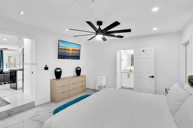 $4,000 | 560 Perviz Avenue, Opa-Locka, FL 33054