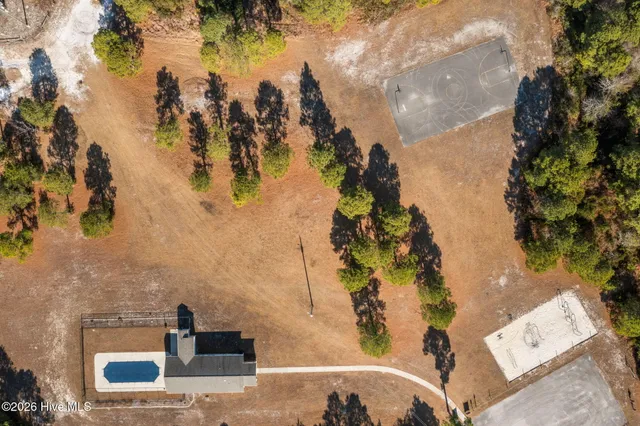 $380,000 | 523 Aberdineshire Court, Hubert, NC 28539