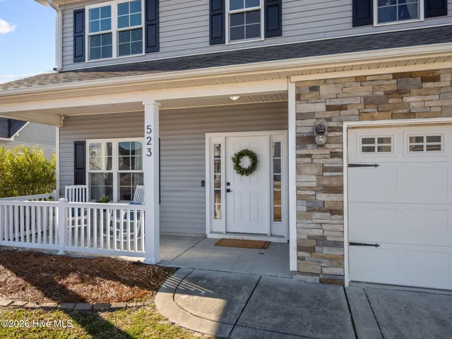 $380,000 | 523 Aberdineshire Court, Hubert, NC 28539