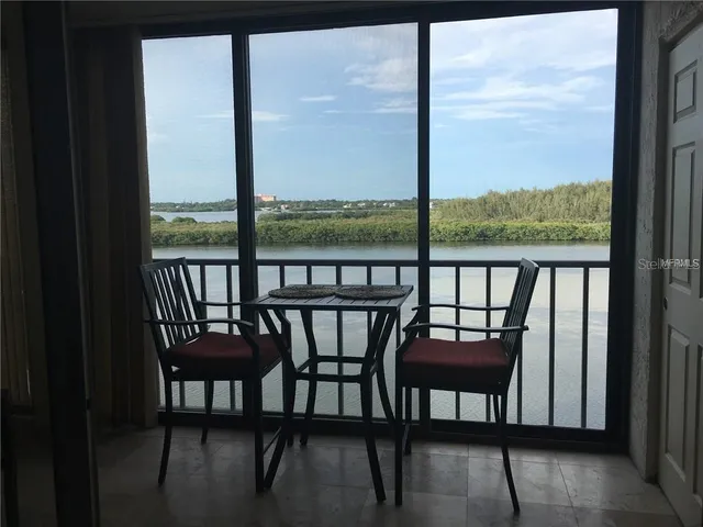 $2,795 | 9393 Midnight Pass Road, Unit 605, Sarasota, FL 34242