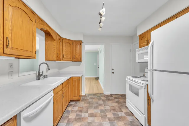 $312,900 | 7920 West Manitoba Street, West Allis, WI 53219