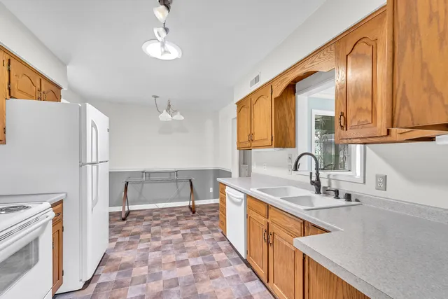 $312,900 | 7920 West Manitoba Street, West Allis, WI 53219