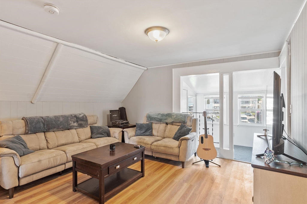 16 Doane Street Worcester, MA 01607 - Photo 37 of 42