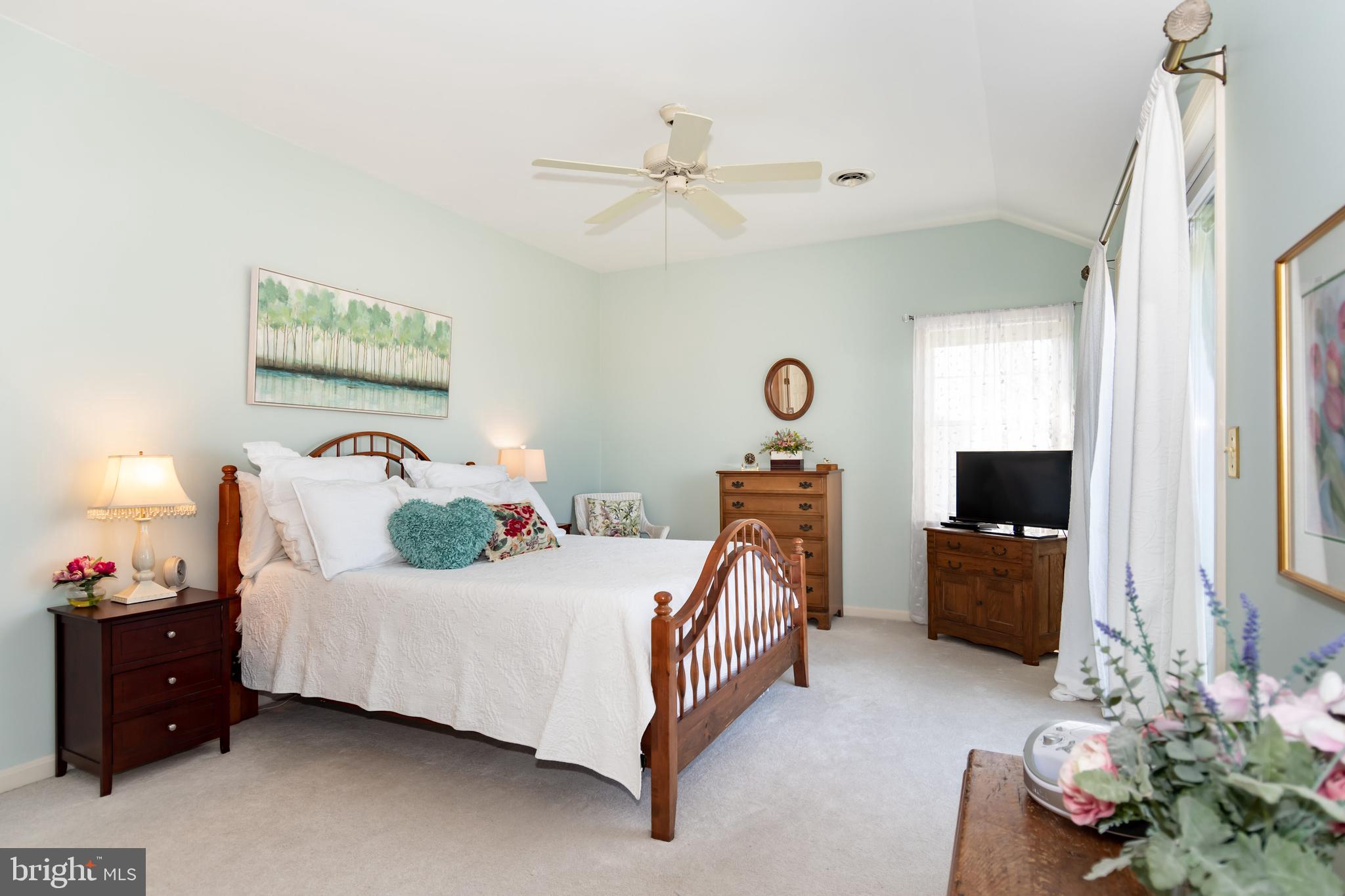 903 Long Point Road Grasonville, MD 21638 - Photo 32 of 68 Large Master Suite