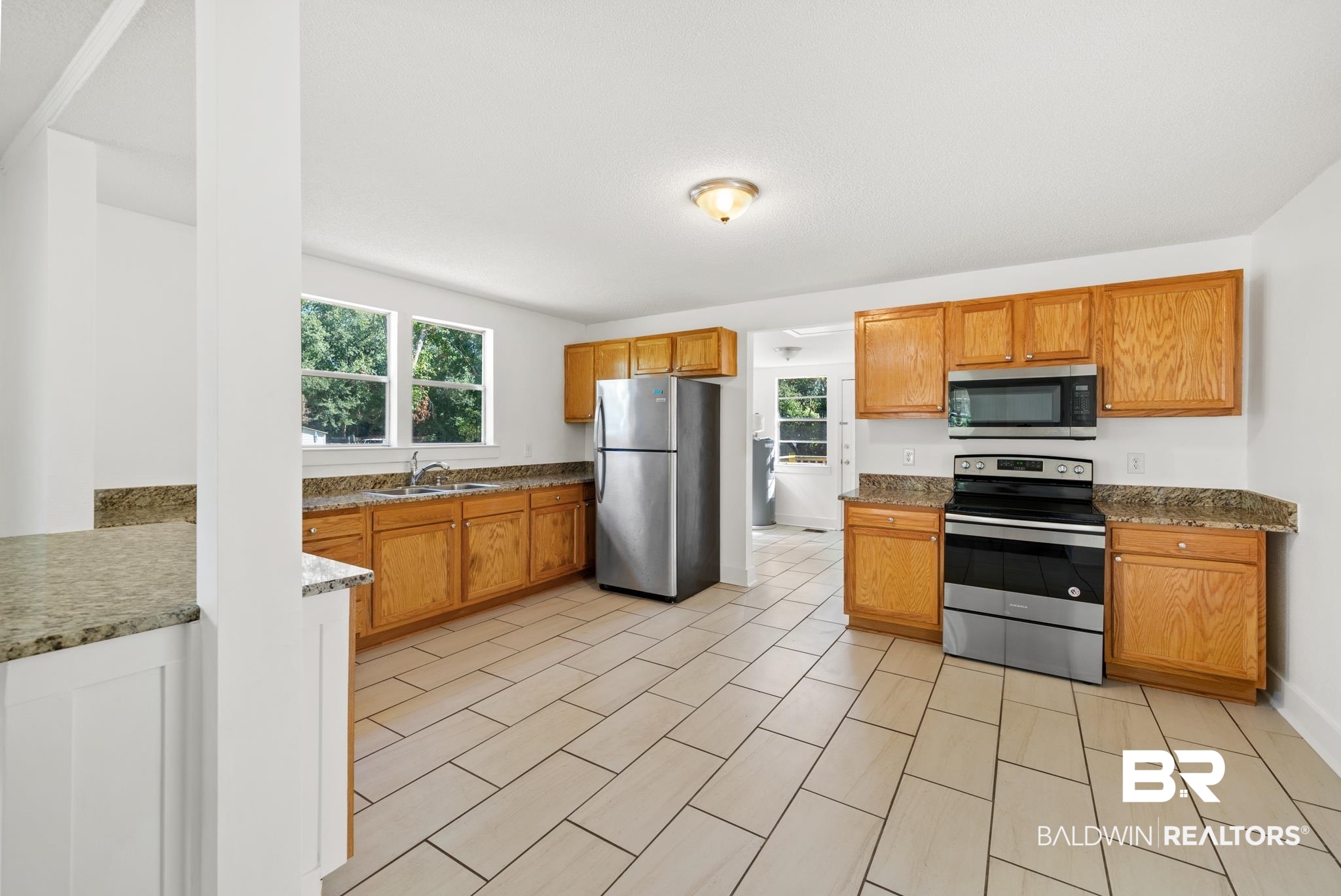 765 Magnolia Road Mobile, AL 36606 - Photo 8 of 20