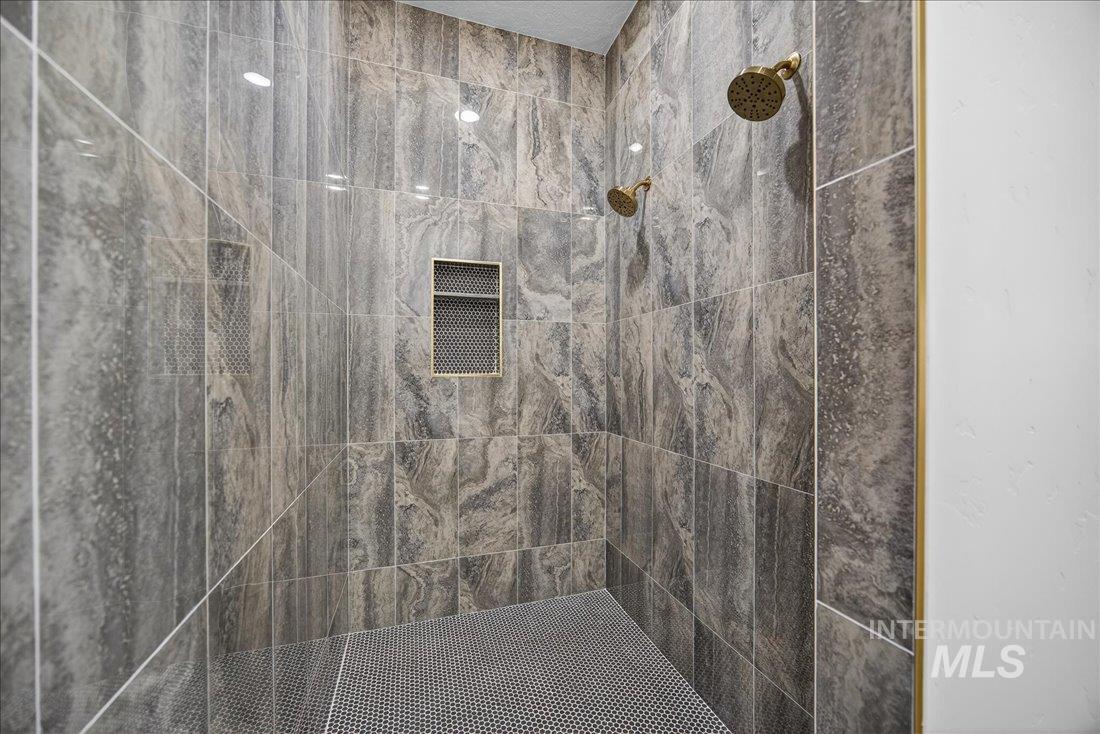 23739 Legends Lane Caldwell, ID 83607 - Photo 19 of 46