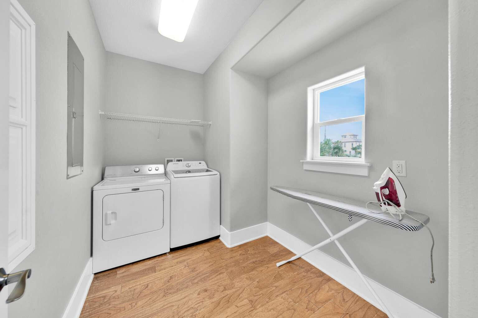 228 Miami Street Miramar Beach, FL 32550 - Photo 19 of 20 a utility room with dryer and washer