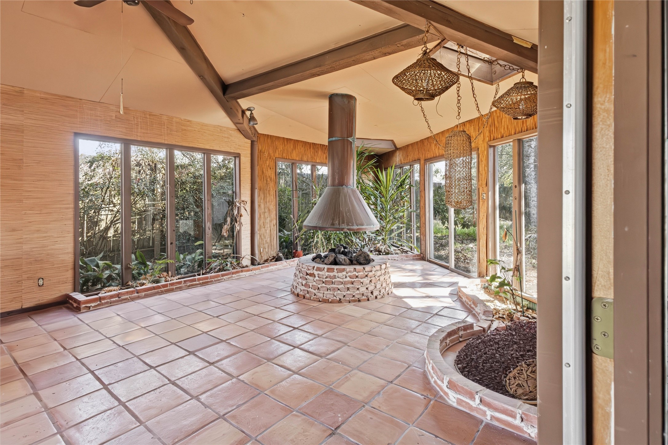 5910 Zenith Street Beaumont, TX 77706 - Photo 1 of 36