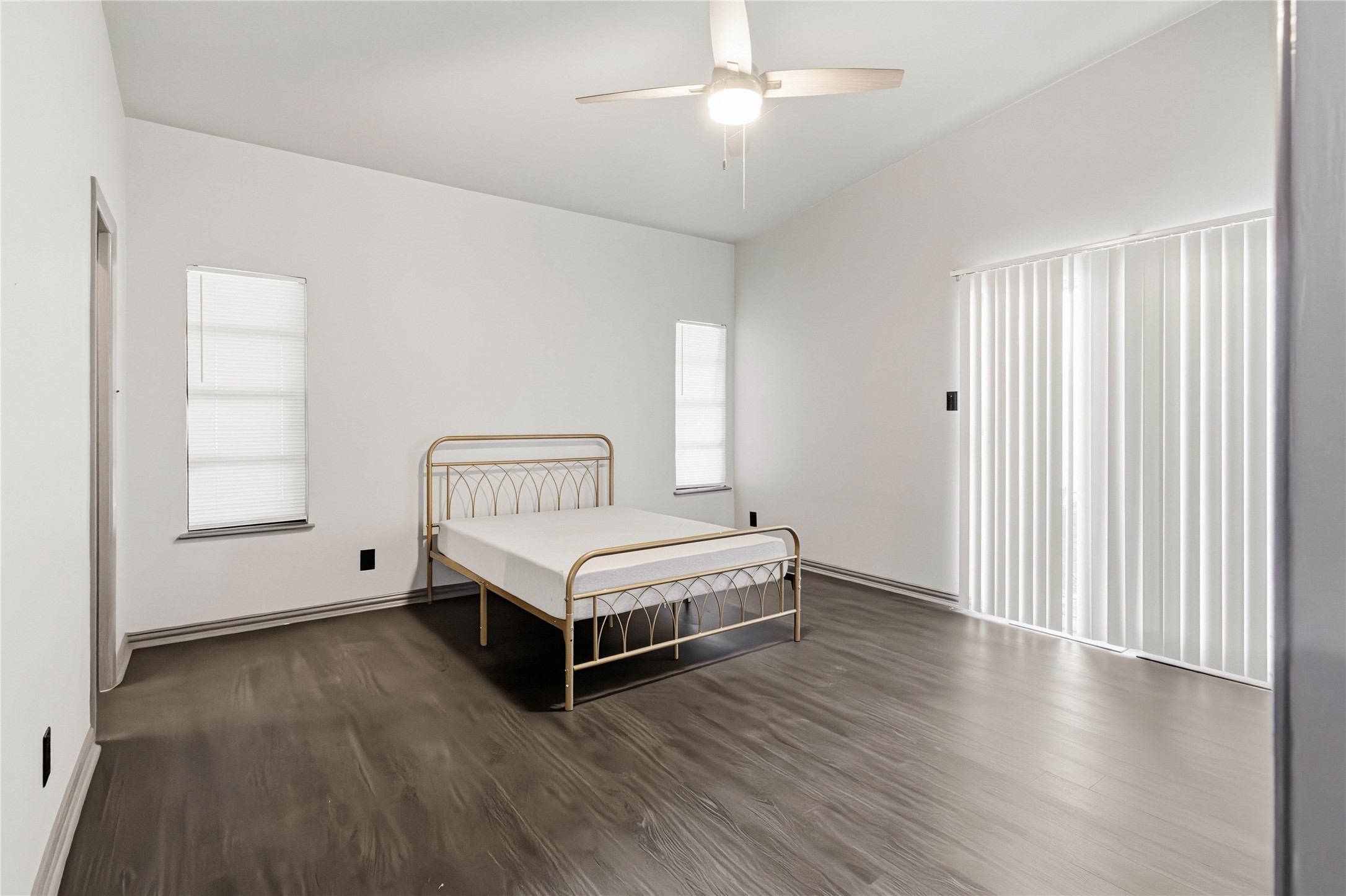 5910 Zenith Street Beaumont, TX 77706 - Photo 17 of 36 a spacious bedroom with a bed and a window