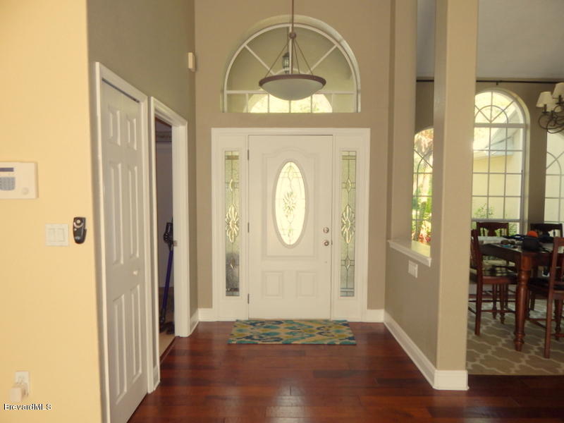 4381 Country Road Melbourne, FL 32934 - Photo 8 of 44 Foyer