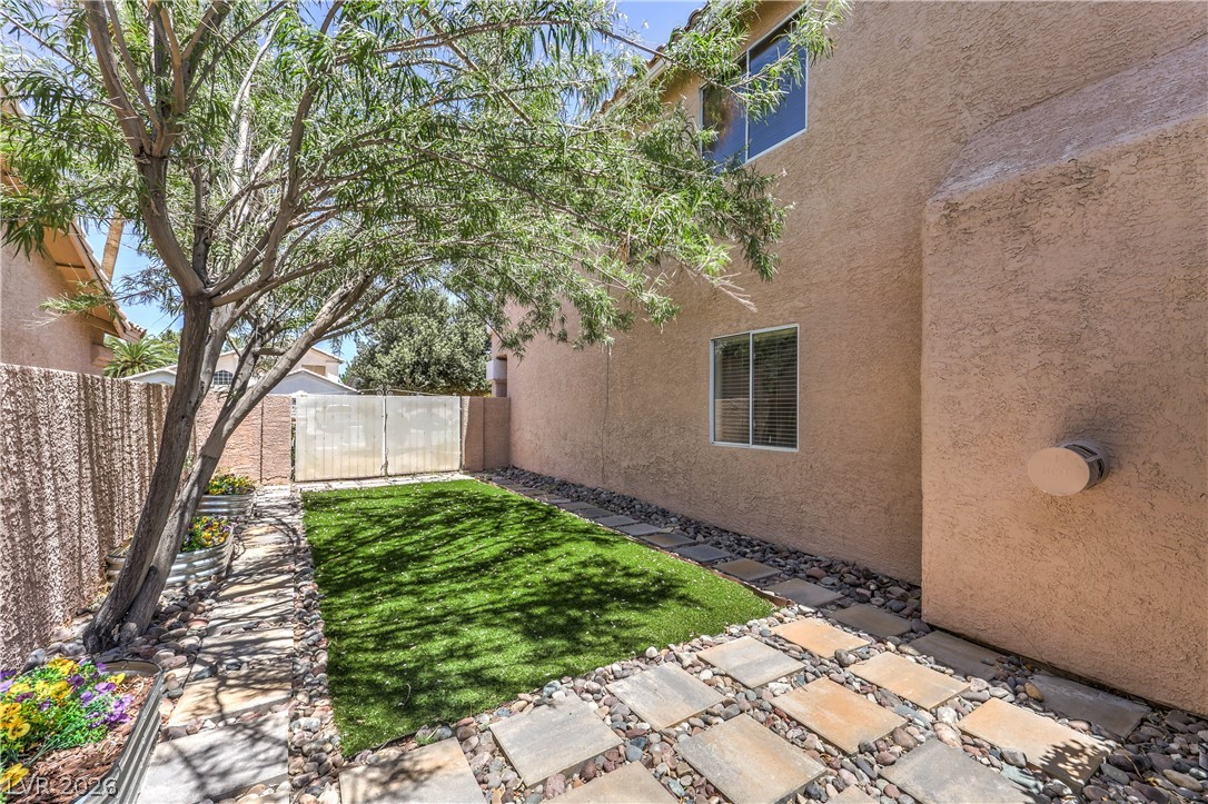 33 Trailside Court Henderson, NV 89012 - Photo 9 of 66