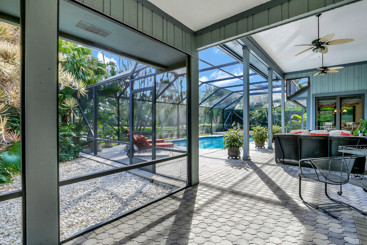 19989 Wilkinson Leas Road Tequesta, FL 33469 - Photo 24 of 40 19989 Wilkinson Leas Rd-print-028-36-Pat